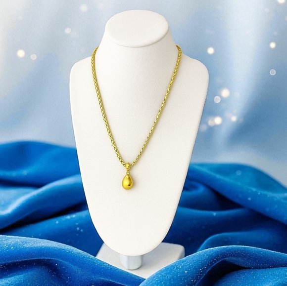 ποΈ Modern Luxe 18K Gold Plated Teardrop Pendant Necklace Trendy Minimalist Chic - Picture 7 of 13